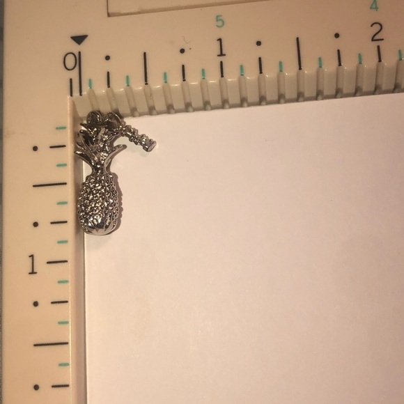 VTG Sterling Silver Pineapple Hawaii Souvenir Charm Bracelet Charm .7” - Picture 4 of 5